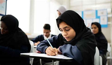 Uae Students Start Shorter 45 Day School Week The Week