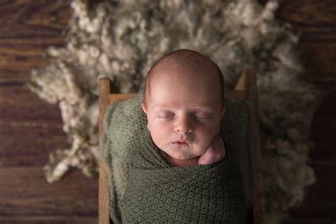 Why Book A Newborn Photographer Brisbane Alison Cooke Photography