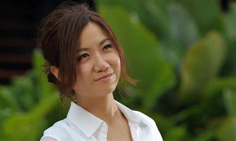 Hong Kong Singer Ellen Joyce Loo 32 Falls To Death From Building