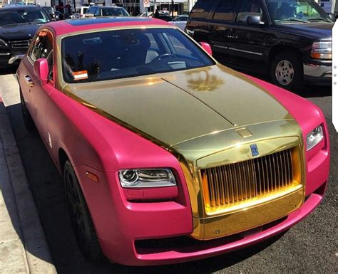 Pin By Enticing On Pink Rides Fancy Cars Dream Cars Rolls Royce