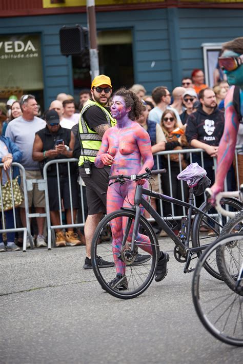 Fremont Summer Solstice Nude Cyclist Tranimaging Flickr
