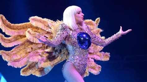 Lady Gaga Wows Dubai With Artpop Concert Al Arabiya English
