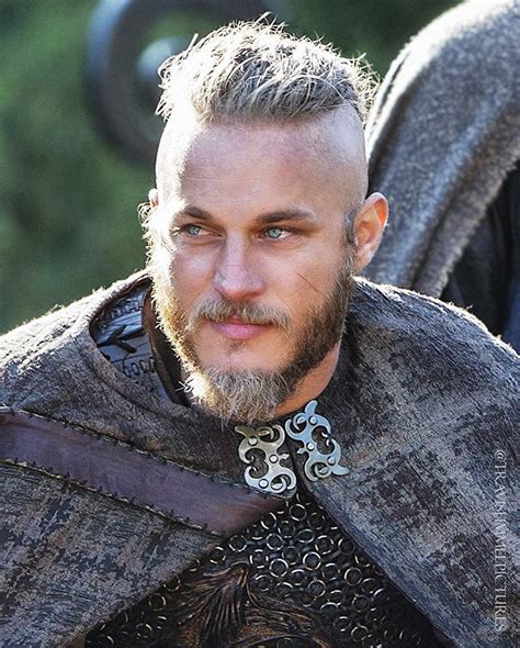 Vikings Season1 Travis Fimmel Ragnar Lothbrok Vikings Lagertha