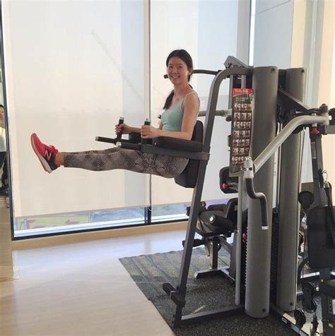 Captains chair knee raise is a great abdominal exercise to put your lower abs to work. Top 10 Abs Workout Equipment - Captain's Chair | Chair ...