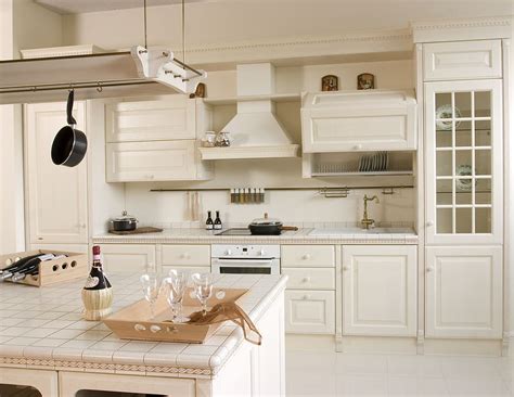 Only the outer visible portion gets a facelift. Minimize Costs by Doing Kitchen Cabinet Refacing ...