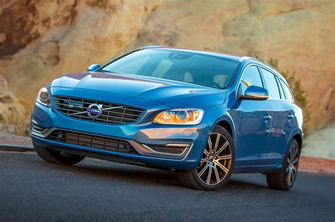 The 2015 volvo v60 is available in five configurations: 2015 Volvo V60 T5 Drive-E First Drive - Motor Trend