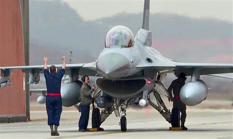 Usaf F 16 Fighting Falcons Operations Osan Air Base South Korea
