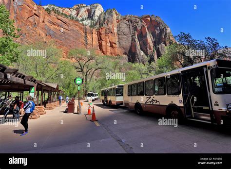 Shuttle Bus Stop Zion National Park Utah Usa Stock Photo Alamy
