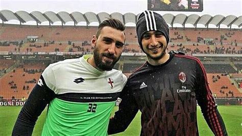 Vector + high quality images (.png). Donnarumma, i retroscena: più ricco anche il