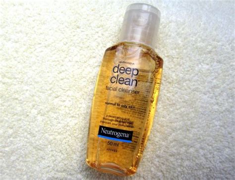 Neutrogena Deep Clean Facial Cleanser For Normal To Oily