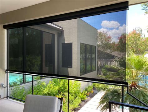 Motorized & Retractable Patio Screens - Roll Up Patio Screens Houston