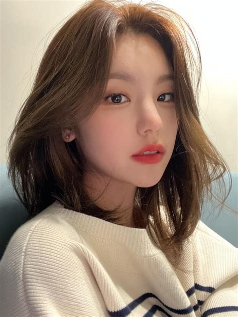 35 Cute Korean Hairstyles For Girls That Are On Trend • Kbeauty Addiction
