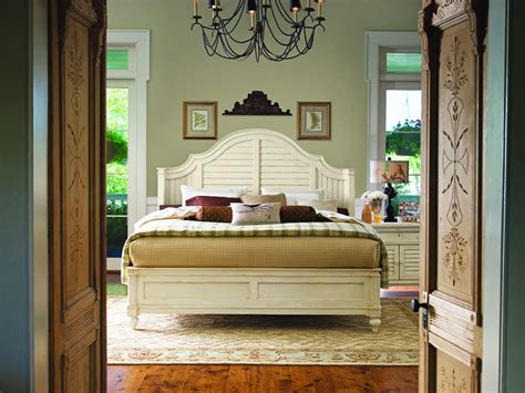 Shop 29 top magnolia home bedroom furniture and earn cash back from retailers such as wayfair all in one place. Paula Deen Home Steel Magnolia Platform Bedroom Set in ...