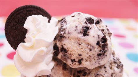 Let us know how it went in the comment section below! Oreo Ice Cream Recipe - No Ice Cream Maker | Dishin' With ...