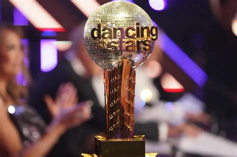 Dancing With The Stars Crowns Season 31 Winner Trendradars