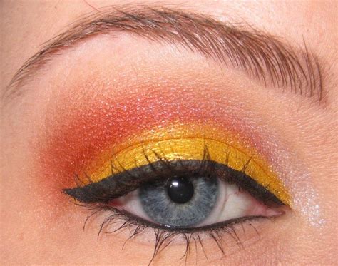 Pin On Orangeyellow Eyeshadow Looks