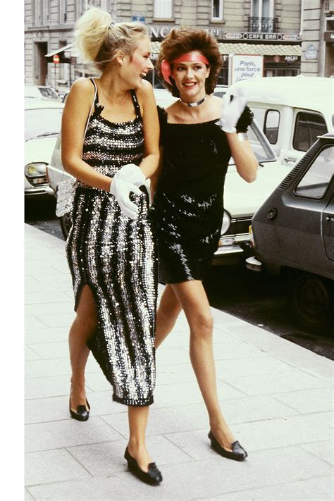 70 Fashion Moments To Relive From The Glamorous 1980s 1980s Fashion 1980s Fashion Trends Fashion