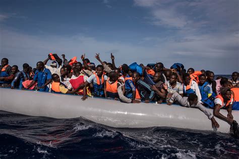 More Refugees Take To The Sea Un Reports The New York Times