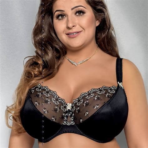 Plus Size Semi Unlined Bra In Black