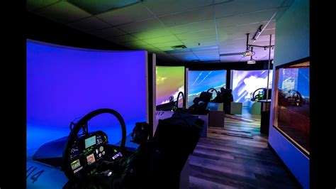 In the new demo room you will find incredibly realistic simulators, such as those used by professional pilots, where you can live an exciting experience without comparison! Calgary Flight Simulation Centre | Altitude Flight ...