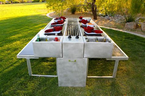 The Grazing Grill Lets You And Your Guests Cook And Dine Together All