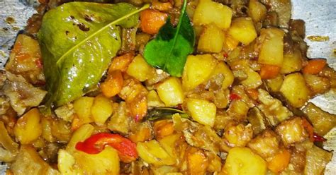 Matikan api, terus aduk semua bahan agar bumbu sambal goreng tercampur rata ke teri dna kacang. 238 resep sambal goreng rambak krecek enak dan sederhana ...