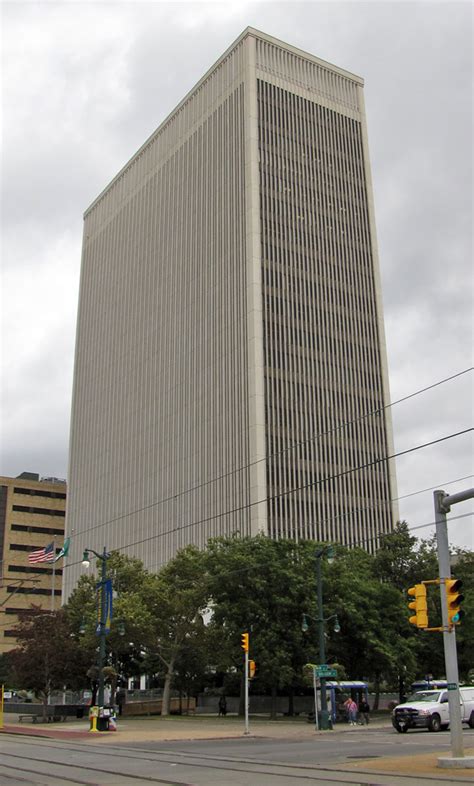 M&t bank has 642 branches nationally across the country. M&T Bank, Buffalo, New York - Travel Photos by Galen R ...