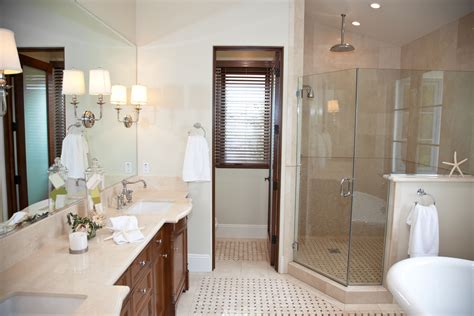 11 Amazing Before And After Bathroom Remodels