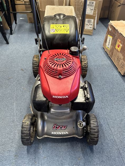 Honda 16 IZY Petrol Push Lawnmower HRG416PK 3573390004349 EBay