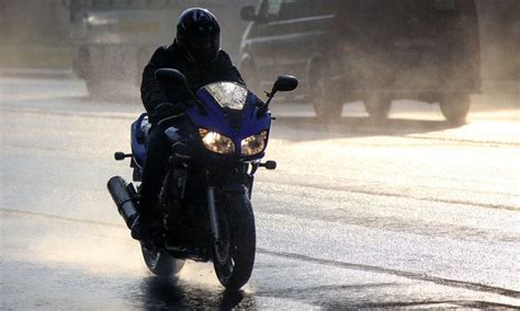 4 Tips For Riding A Motorcycle In The Rain Dynojet