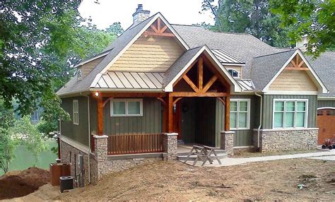Plan 17650lv Rugged Craftsman Home For A Sloping Lot Craftsman House