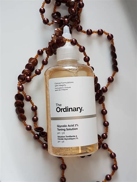 Before i jump into the review, let me put it out there for any newbie reading this: The Ordinary Glycolic Acid 7% Toning Solution reviews in ...