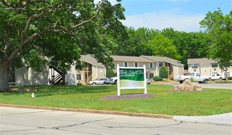 Expired mobile home park listings. 1007 W Columbia St Farmington, MO 63640 Rentals ...
