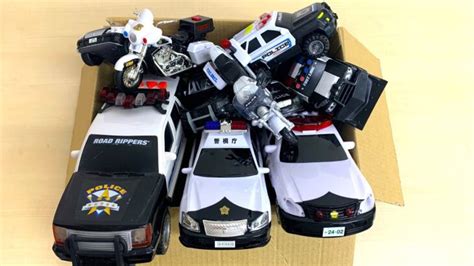 Box Full Of Police Cars And Motorcycles Emergency Driving Test パトカーと
