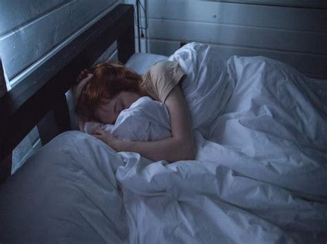 irregular sleeping habits may increase risk of atherosclerosis in older adults