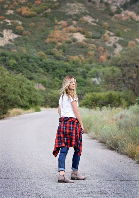 Famous footwear up to 14% cash back for online purchases sitewide. The Students Wife - $100 Gift Card Giveaway to Famous ...
