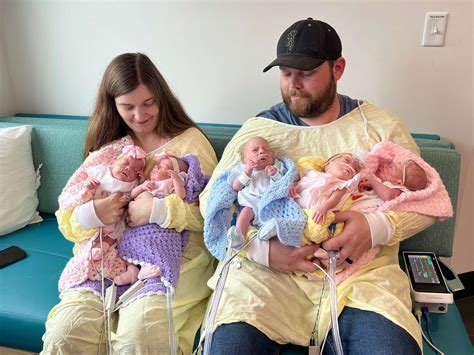 Mississippi Parents Share 1st Photos With Their Miracle Quintuplets