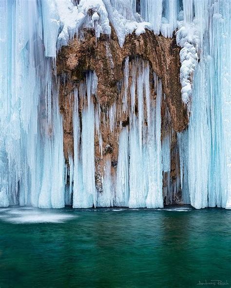 Incredible Frozen Waterfalls Around The World With Images Waterfall