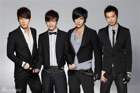 Yan's first solo ep, the next me ( chinese : 還記得當年承包偶像劇的飛輪海嗎？如今的他們... - CTnews話題