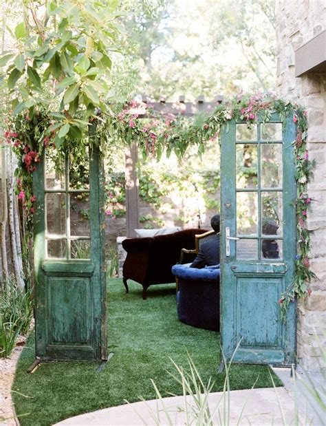 Explore stunning home design decorations inspiration and get best ideas for home design, seasonal home decoration. 35 Rustic Old Door Wedding Decor Ideas for Outdoor Country ...