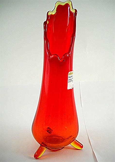 Vintage Amberina 3 Footed Stretch Swung Glass Vase With Tripod Feet Glass Glass Vase Pottery