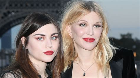 Courtney Love Frances Bean Cobain And Dave Grohl Headed To Trial In Nirvana Legal Battle