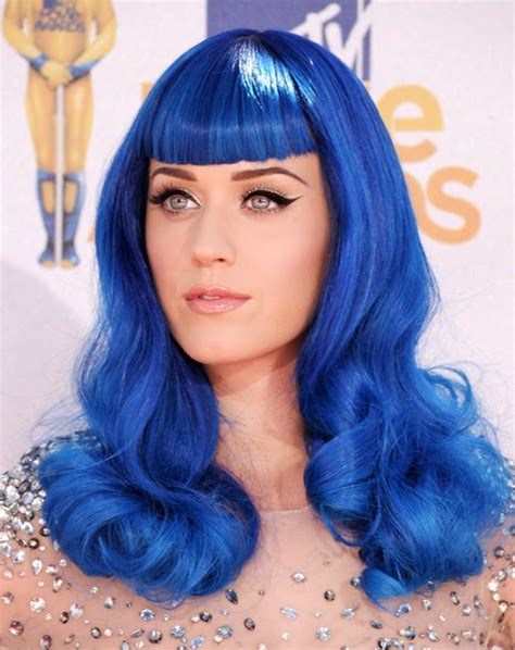 Katy perry shared a selfie on instagram that showed her wearing a sandy blonde hair with slightly darker roots. Hairroin Salon: Addicted To Style: Katy Perry's Blue Hair ...