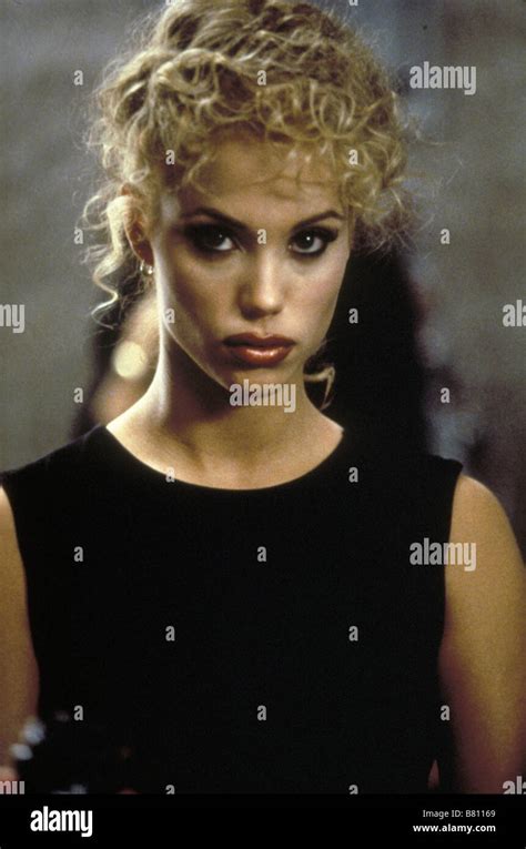 Showgirls A O Usa Director Paul Verhoeven Elizabeth Berkley Fotograf A De Stock Alamy