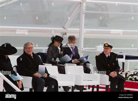 Dignitaries Await Arrival Majesty Queen Hi Res Stock Photography And