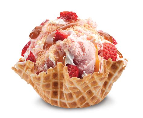 The ice cream is freshly made in store and you can smell the sugary goodness right outside if you walk by one! Cold Stone Creamery Signature Starwberry Blonde Ice Cream
