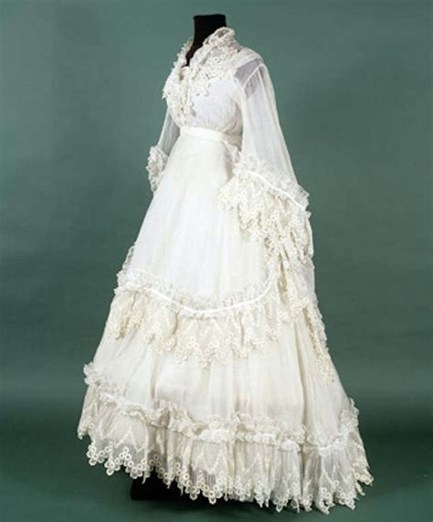 ladies wedding dress ca 1868 photo national museum in krakow white victorian dress