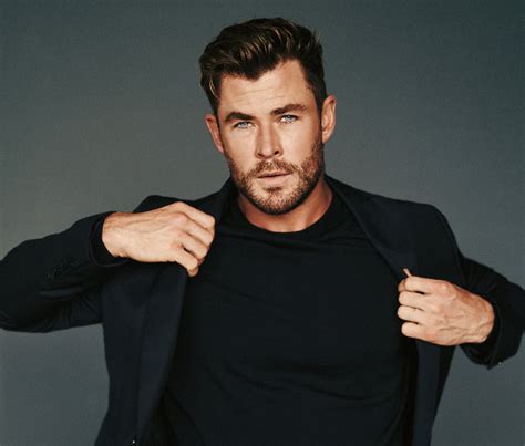 Chris Hemsworth Height Career Age Awards And Marriage