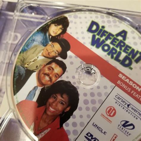 A Different World Season 1 Dvd Set 4 Disc Lisa Bonet Dawnn Lewis