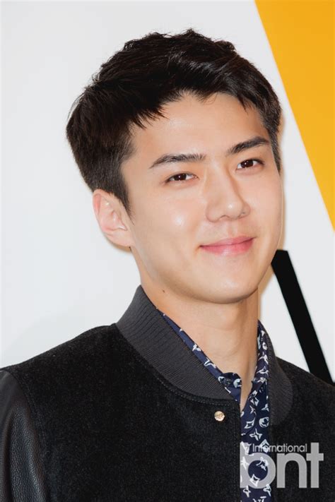 엑소 세훈 스페셜 이벤트 영상에 소개되었던 여러 정보들 중에서소개되지 않. bnt포토 오늘 기분 엄청 좋아보이는 엑소 오세훈